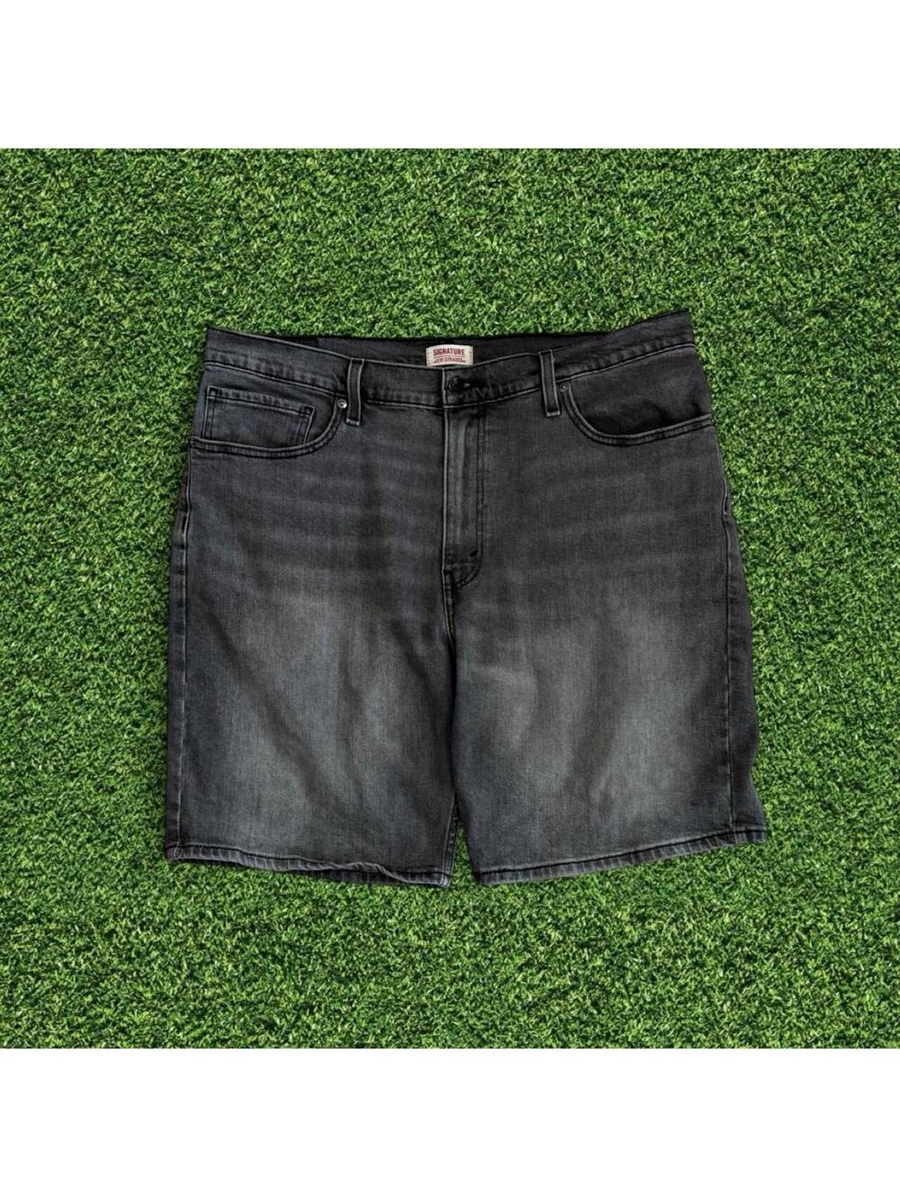 Y2K Levi's Signature Grey Washed Baggy Denim Shorts
